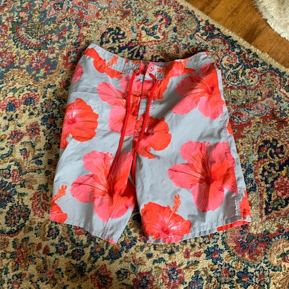 Missino evolved men’s bathing suit. Worn a few times . They may be board shorts - Picture 1 of 4